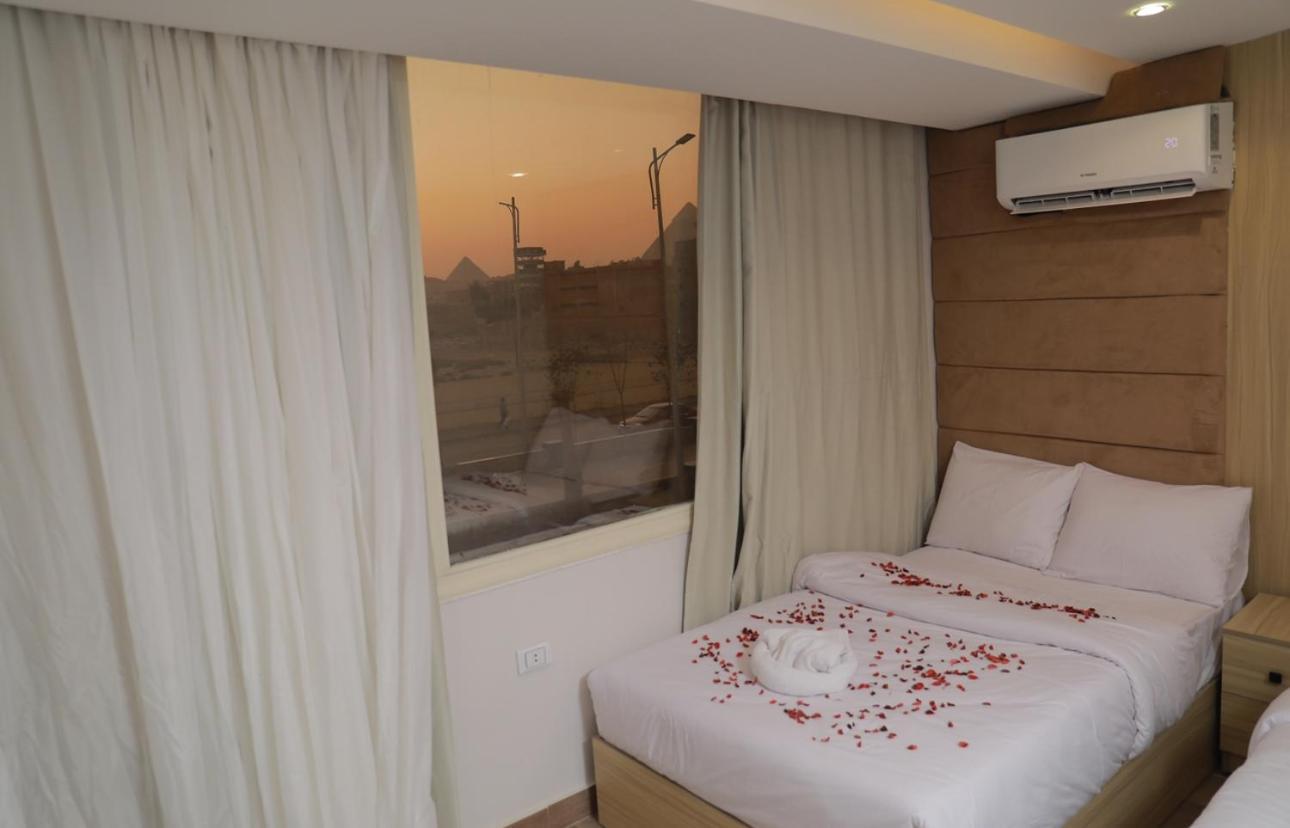 Hotel New Brilliant Pyramids View 3*